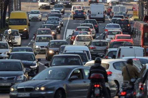 House OKs bill to hike car taxes on 2nd reading .